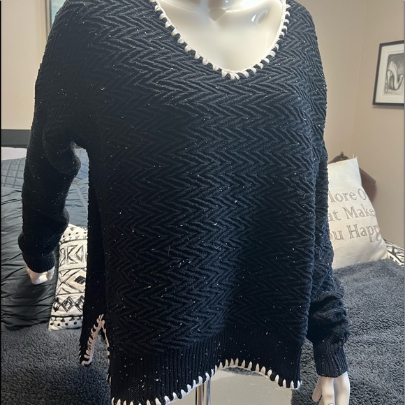 Ruff Hewn size large sweater - Picture 2 of 7